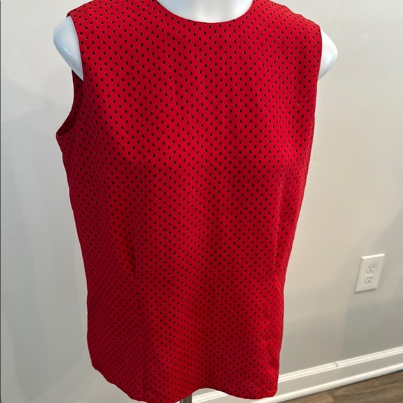 Rena Rowan for Saville 8 Petite Red Polka Dot Sleeveless Button Back Top - Picture 3 of 7